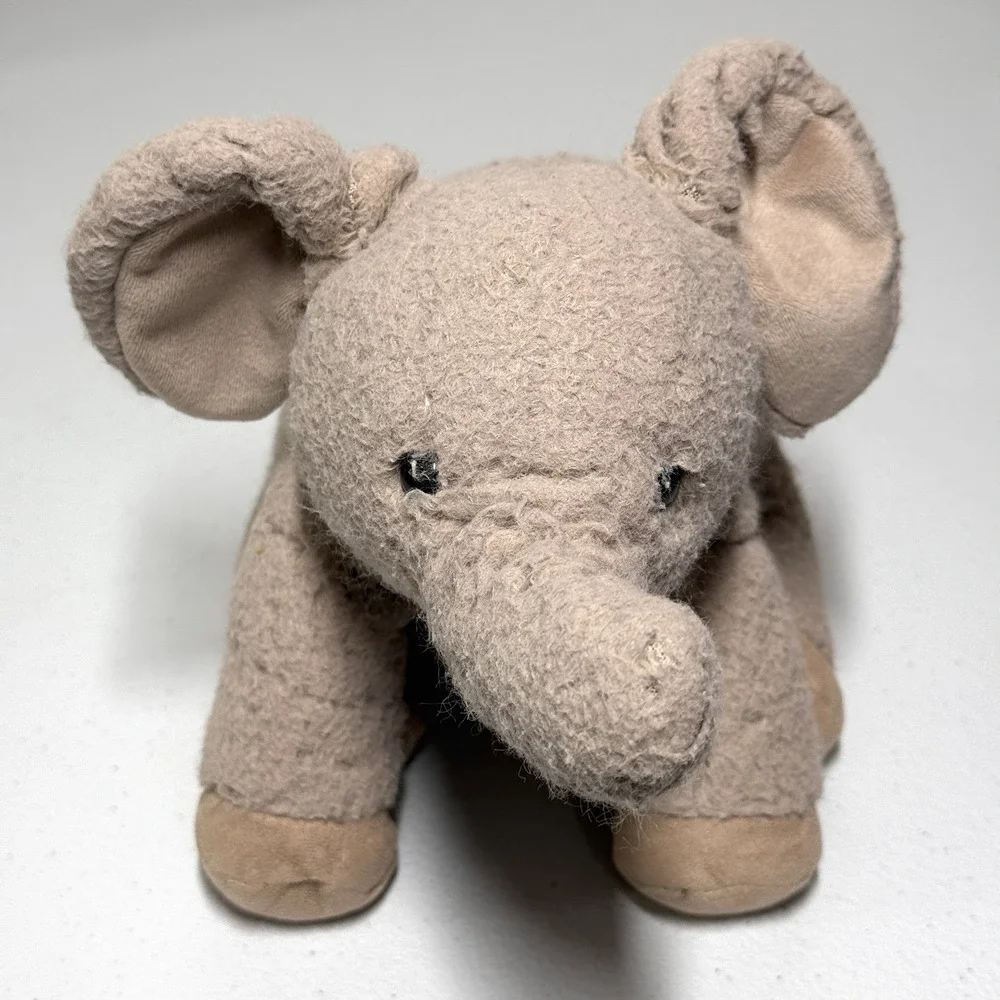 Jellycat Curvie Elephant Plush Toy Stuffed Animal Rare Jelly Cat‎ London READ